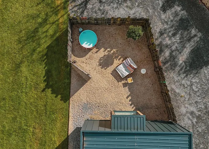 Vibe Luxury ארנוארו